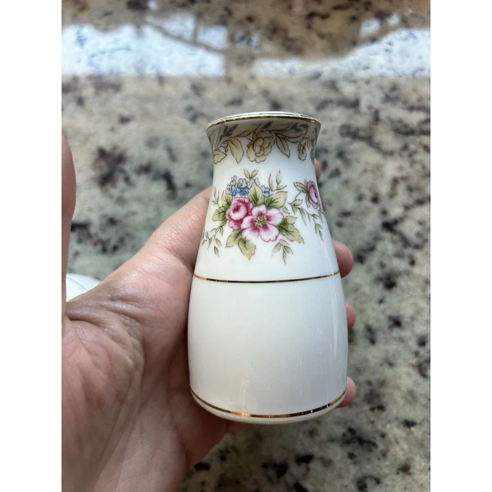 Noritake Somerset Salt & Pepper Japan